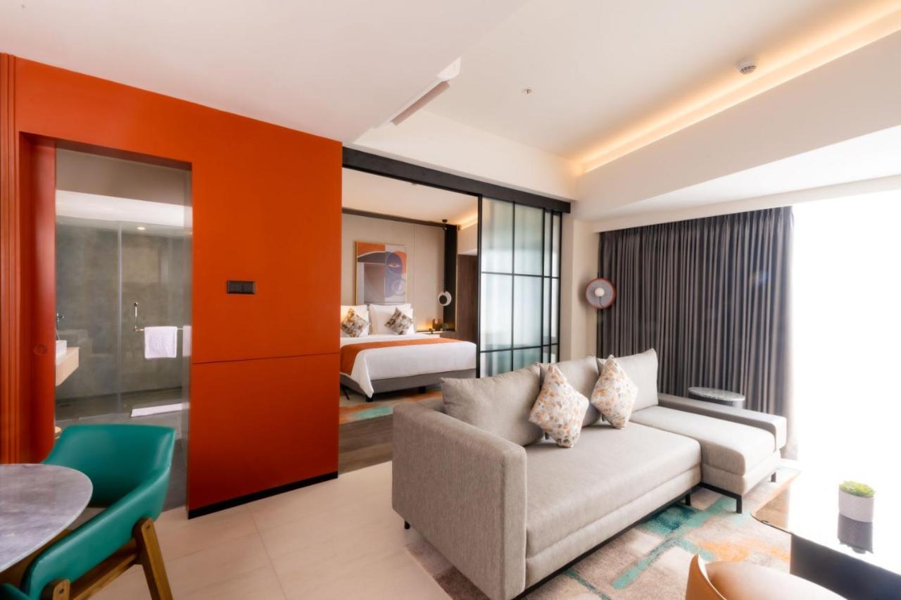 Herloom Hotel & Residence Bsd Тангеранг Екстериор снимка