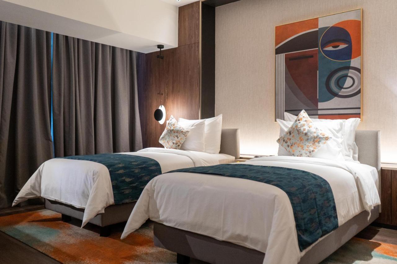 Herloom Hotel & Residence Bsd Тангеранг Екстериор снимка