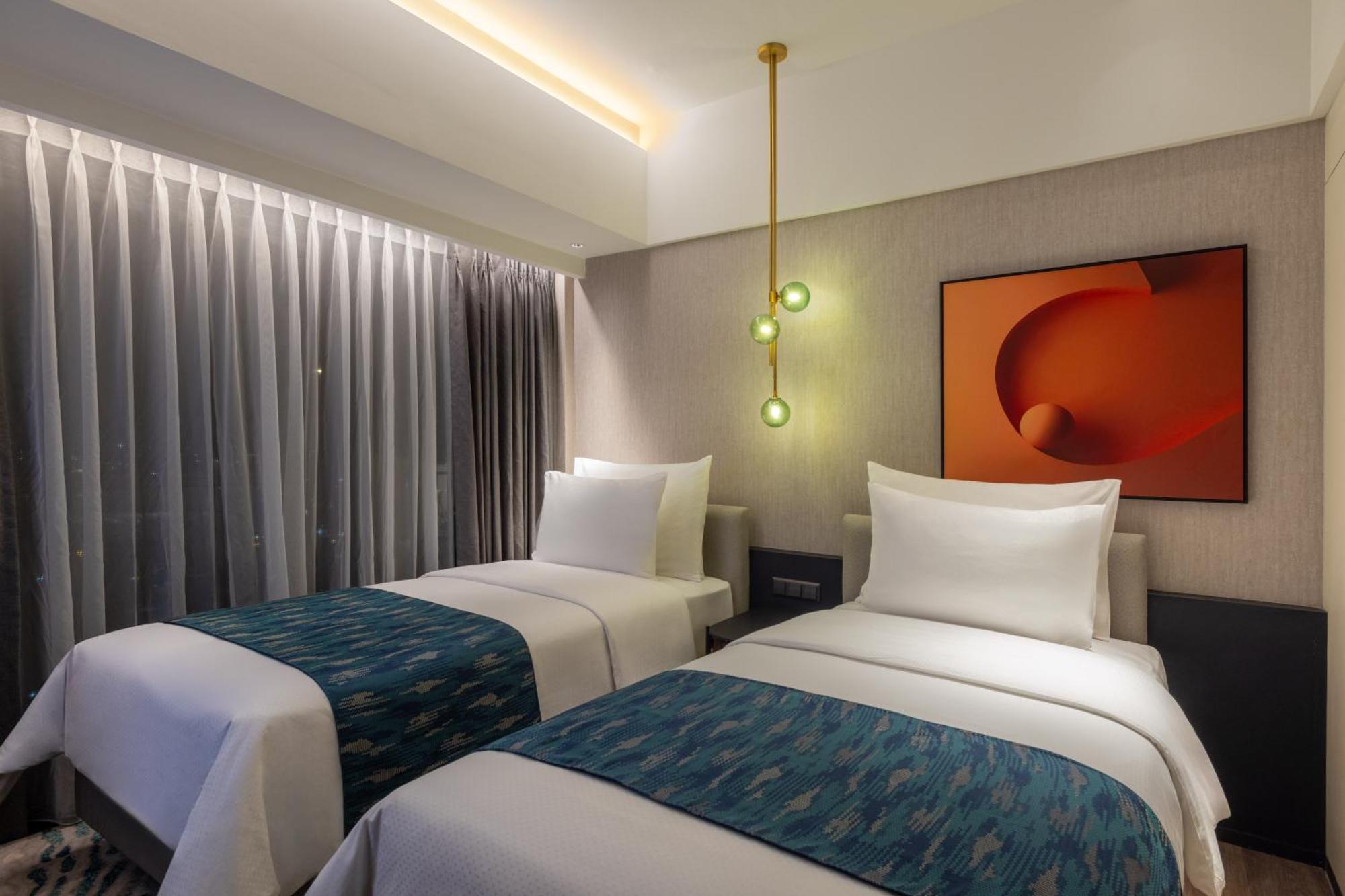 Herloom Hotel & Residence Bsd Тангеранг Екстериор снимка