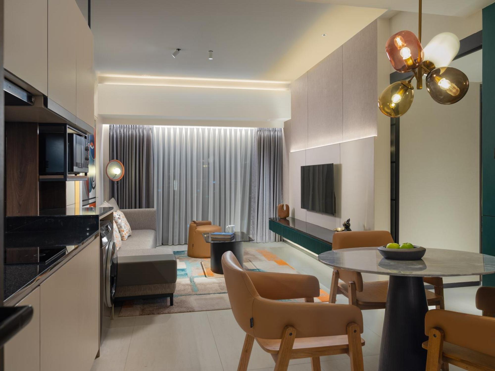 Herloom Hotel & Residence Bsd Тангеранг Екстериор снимка
